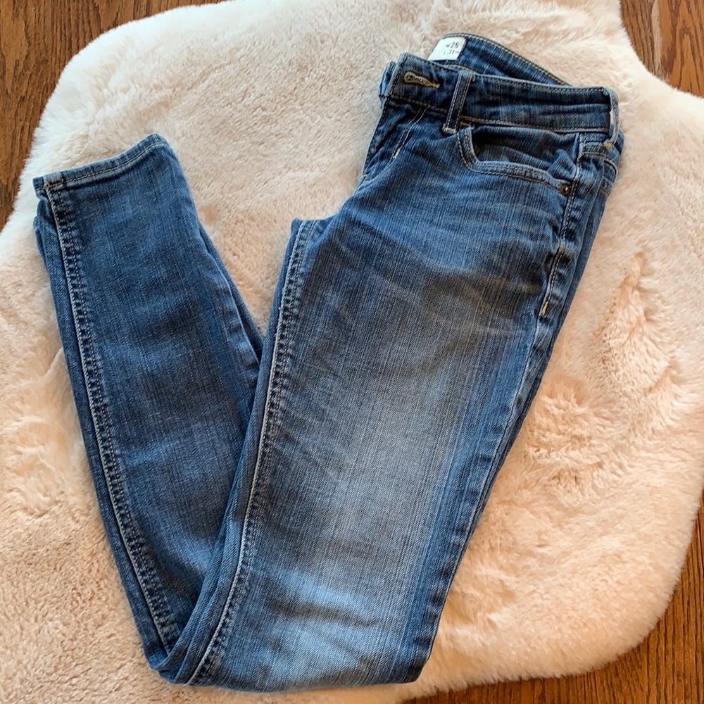 COPY - Hollister jeans